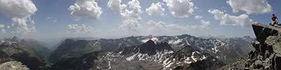 summit of the summit of the Fluela Schwarzhorn (3.200 m), Albula Alps, Switzerland